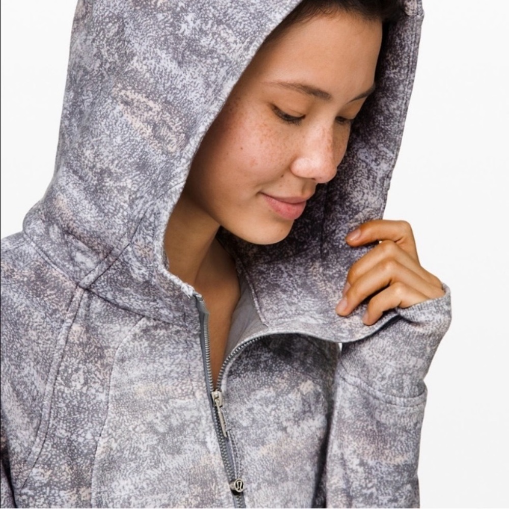 Lululemon Scuba Hoodie - Size 6